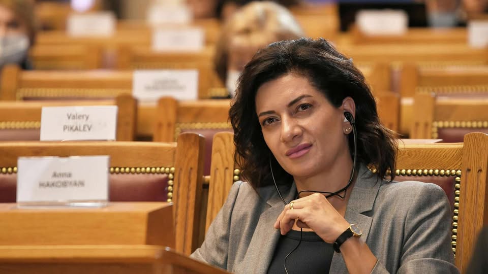 Анна Акопян, супруга премьер-министра Армении, посетит США с рабочим визитом