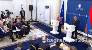 Урсула фон дер Ляйен поздравила Никола Пашиняна с победой на выборах и объявила о поддержке приграничных общин Арагацотна