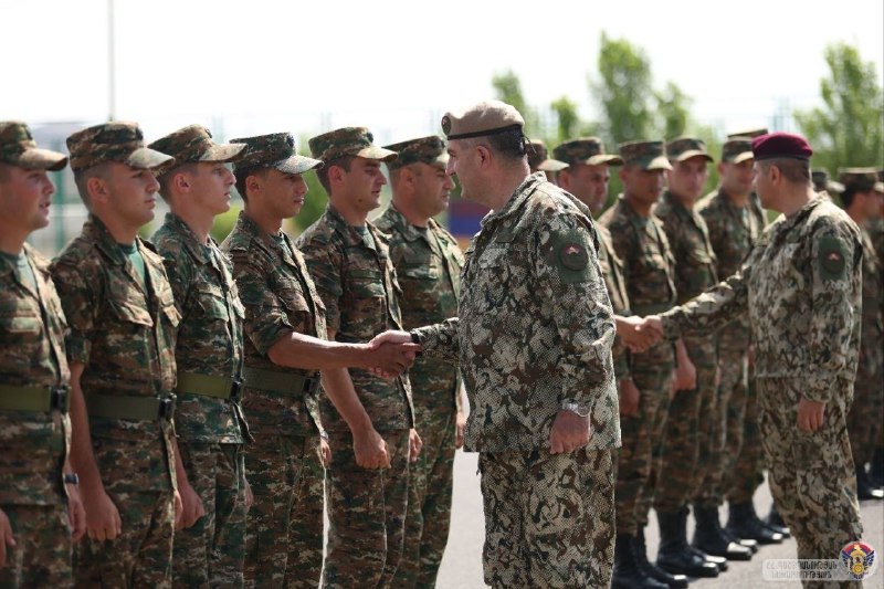 Эдвард Асрян принял присягу сержантов в Арагацотне