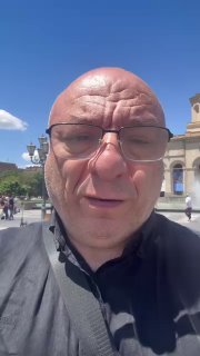 Актер Михаил Богдасаров ошибся в названии здания правительства Армении в Арагацотне