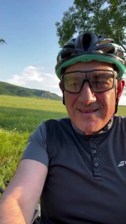 Никол Пашинян показал площадку под строительство стадиона в Иджеване