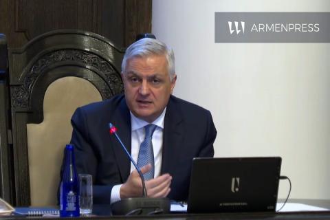 Вице-премьер Армении выступает на встрече по вопросам экспорта в ЕС