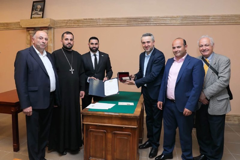 Уникальная вавилонская клинописная табличка передана в дар Матенадарану: артефакт эпохи царя Самсу-Илуны
