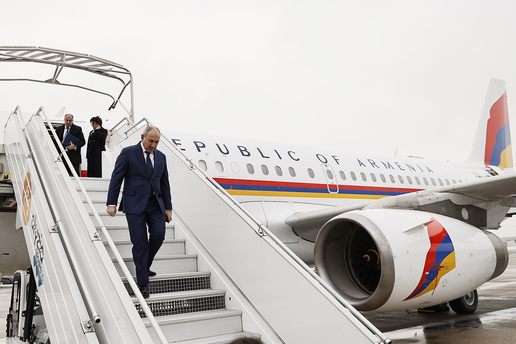 Премьер-министр Армении Никол Пашинян отправился с рабочим визитом в Россию