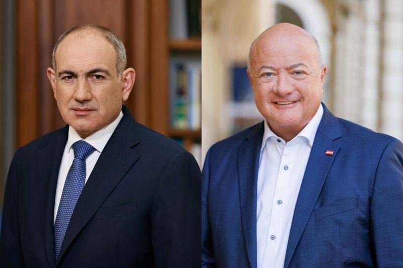Канцлер Австрии Штокер поздравил Пашиняна с победой на выборах в Армении