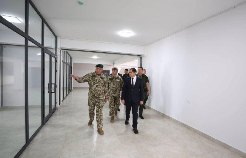 Сурен Папикян открыл новый корпус штаба учебного центра в Арагацотне