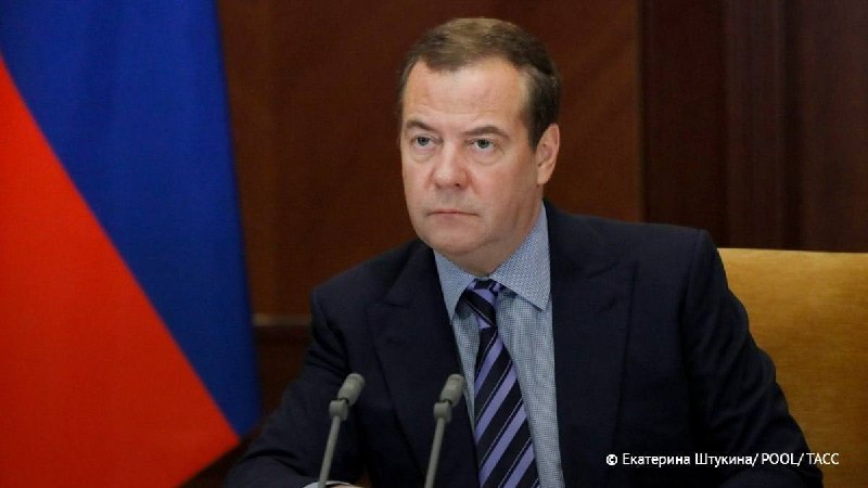 Медведев: Запад вмешивался в выборы в Армении, последствия для Арагацотна могут быть тяжёлыми