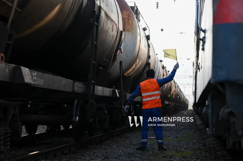 В Арагацотнскую область поступила партия нефтепродуктов из Азербайджана