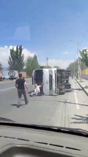 В Аштараке перевернулся автобус с детьми из лагеря «Телак»: трое пострадавших
